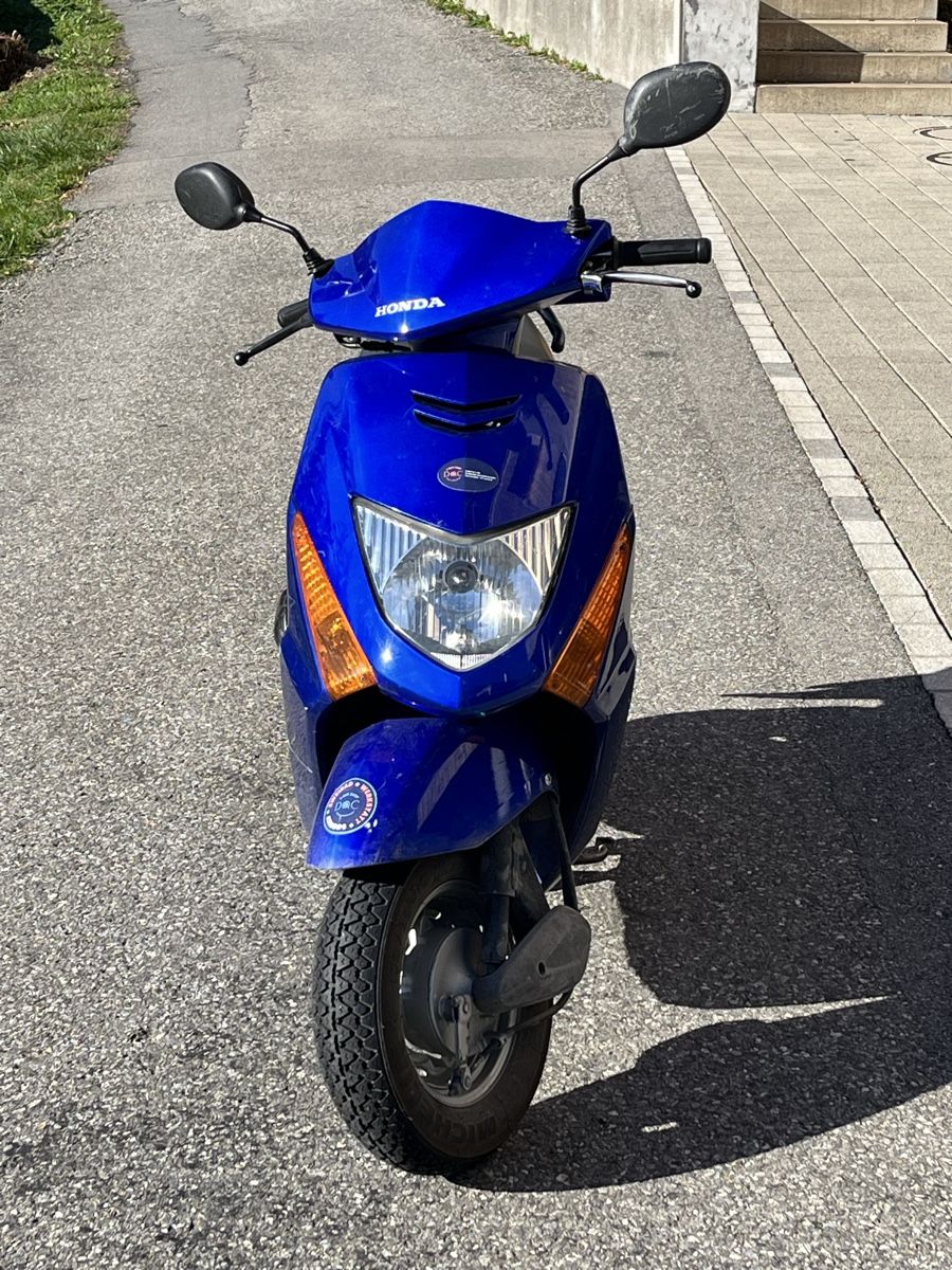 Honda Strada: Honda SCV100 Lead – Difettoso da Azmoos venduto da turbo1990 2