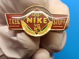 Pin Treak Nike Stuff - Box 42