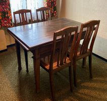 Antikes Esszimmer-Set / Ausziehbarer Tisch & 4 Stühle (1930)
