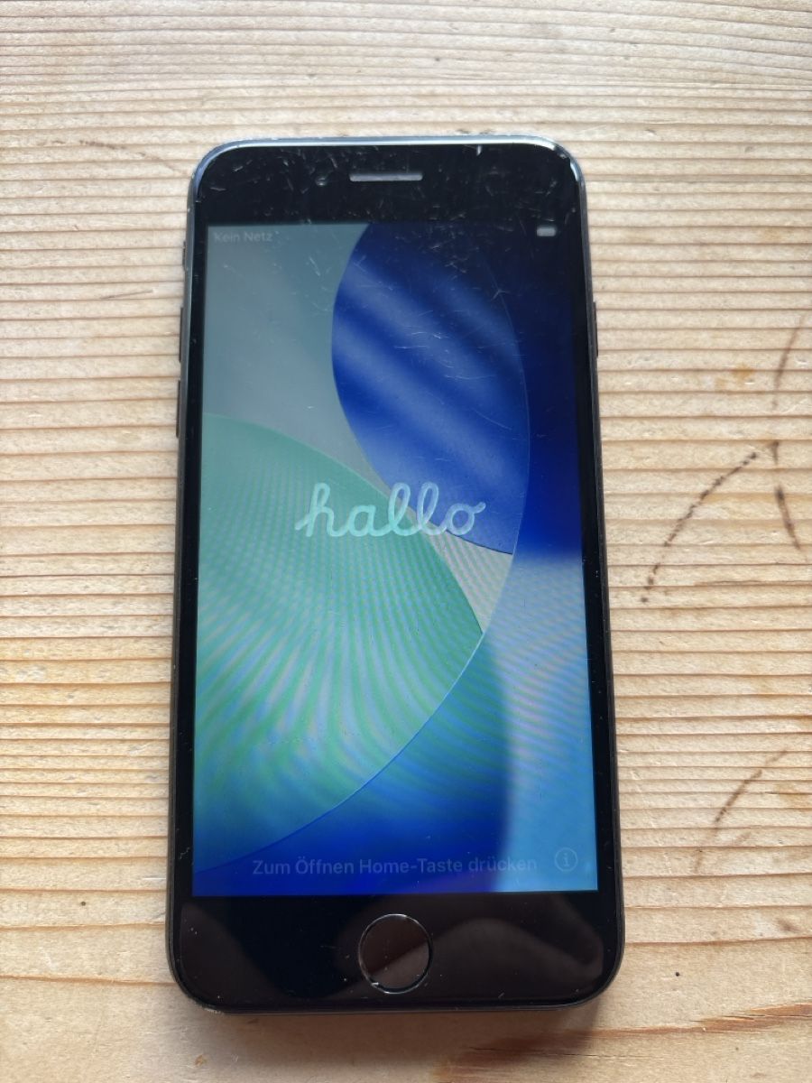 Apple Telefoni cellulari / Smartphones: iPhone SE 2. Generation 128gb – Usato da Trimmis venduto da due_8sbk