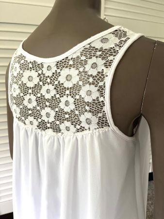 Damen Top Weiss mit Spitze doppellagig Gr.M/40 guter Zustand