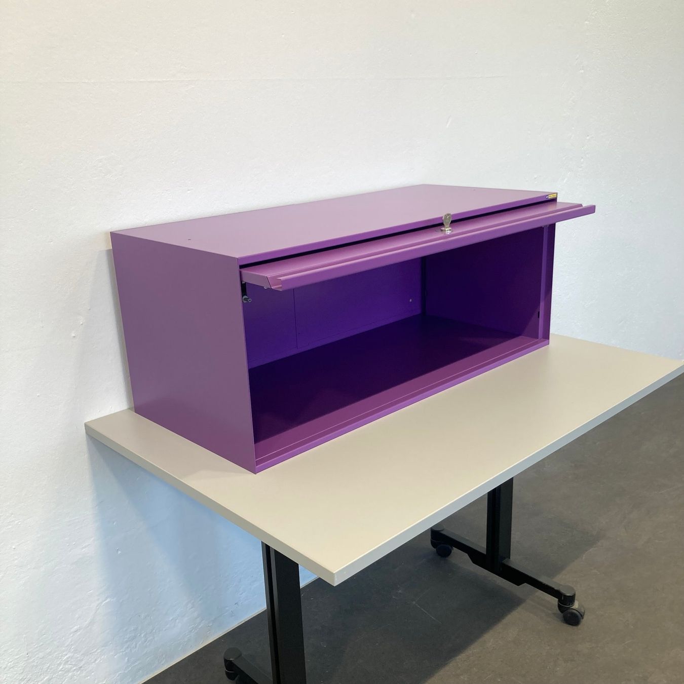Lista Armadi: Lista Office LO Locker Modul Violett mit Schlüssel – Usato da Schönenwerd venduto da mcofficeshop 3
