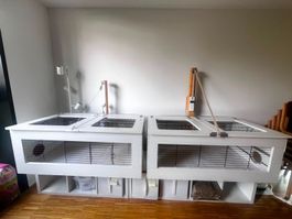 Meerschweinchekäfig 2er Set weiss mit Fernbedienung