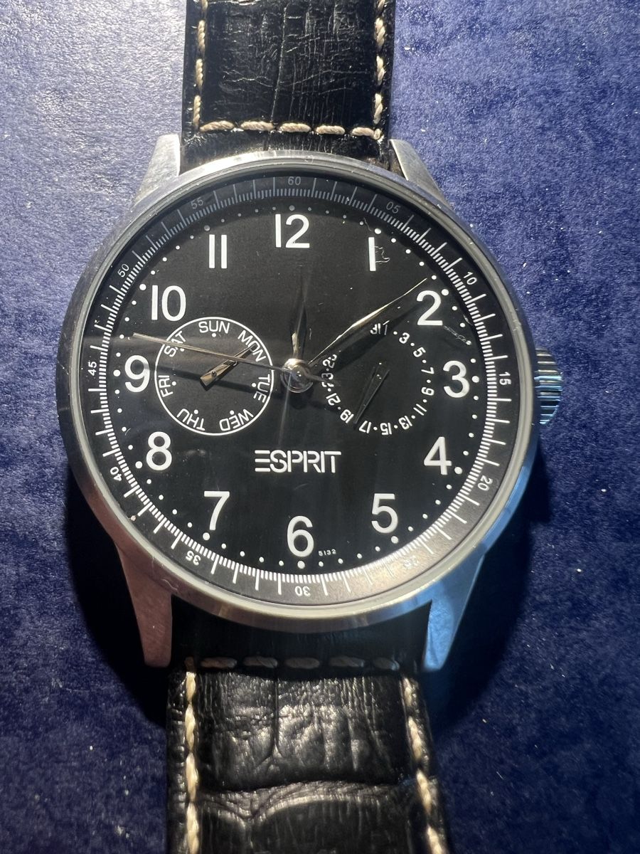 Esprit Montres: Esprit Uhr – D'occasion à Laufen par groove60