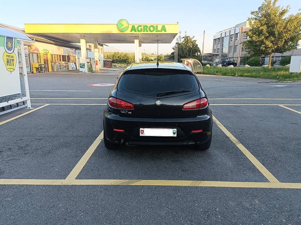 Alfa Romeo Autos: Alfa Romeo 147 2.0 TS TI – D'occasion à Crissier par mir_d8hy 1
