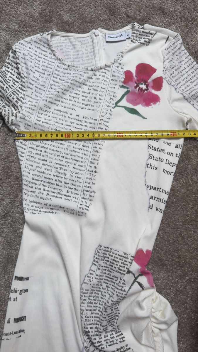 Vestiti: Robe Desigual longue Taille M imprimé fleurs et texte – Usato da Vuippens venduto da Anna_as 6