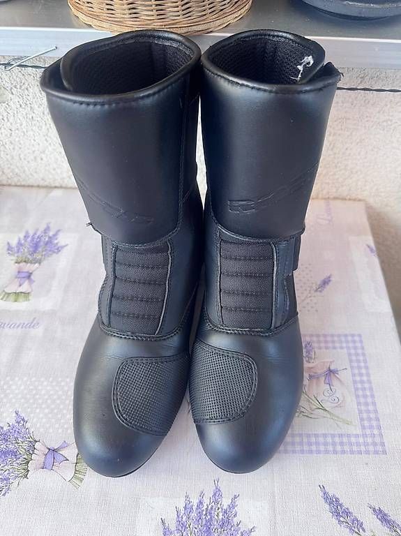 Scarpe da uomo: Motorrad Stiefel Road Gr.40 – Usato da Wiedlisbach venduto da Tomika02 2