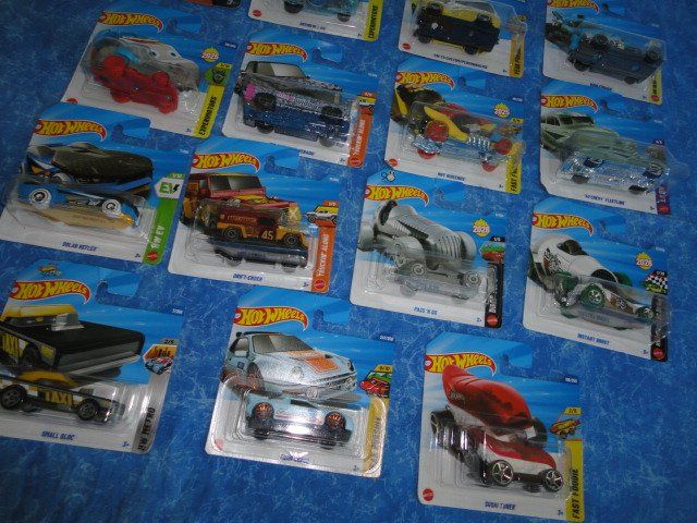 Hot Wheels Jouets: AUTO 15 X HOT WHEELS – Neuf avec emballage d'origine à teufen par Donschabl 2