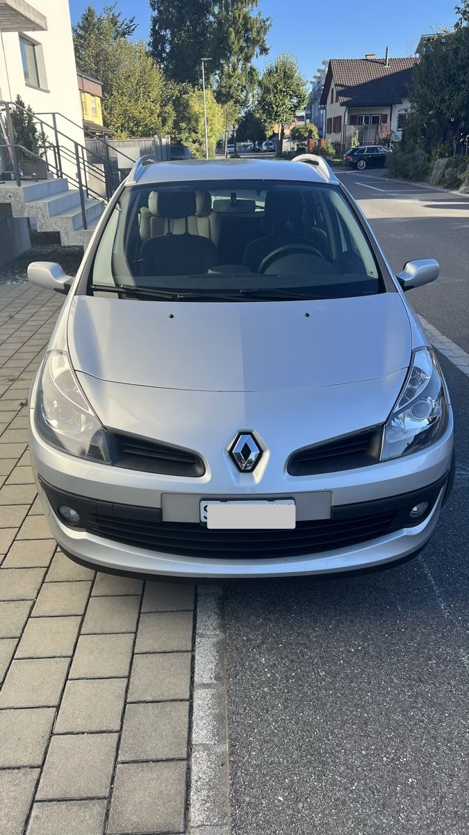 Renault Automobili: Renault Clio 1.2 16V T – Usato da Widnau venduto da flohmi84 1