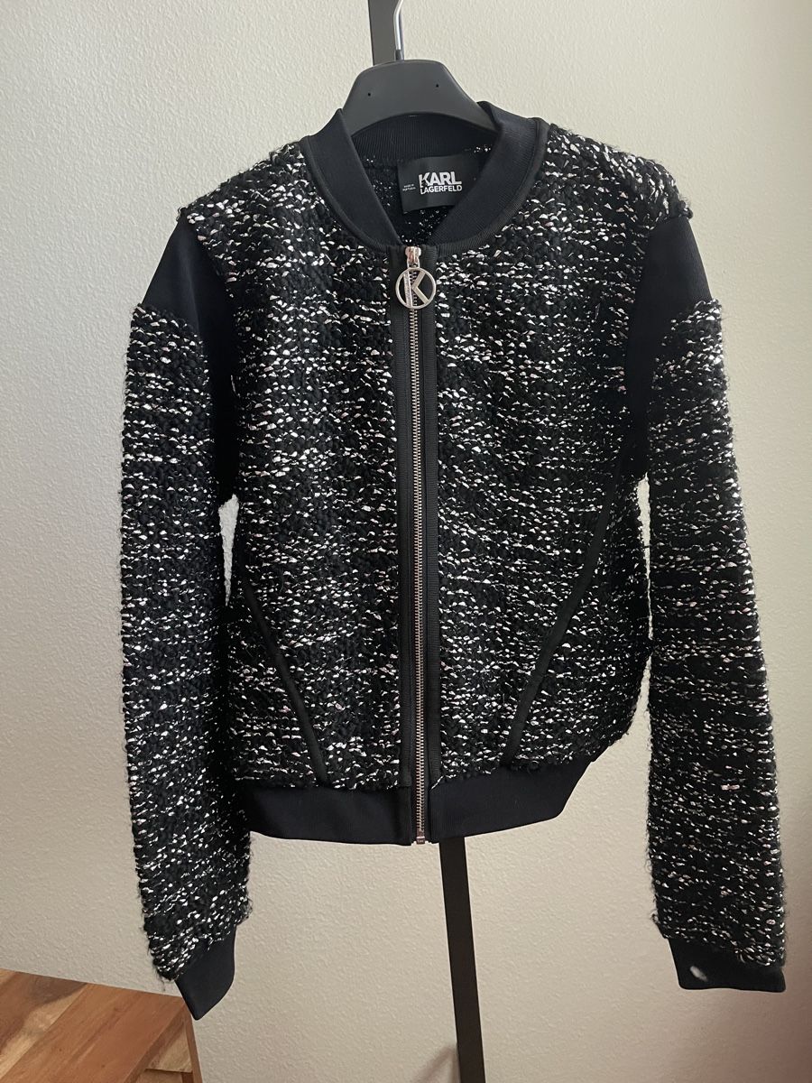 Karl Lagerfeld Pullover & Sweatshirts: Karl Lagerfeld Pullover schwarz/lurex Grösse S – Gebraucht aus Greifensee von 27Coco27