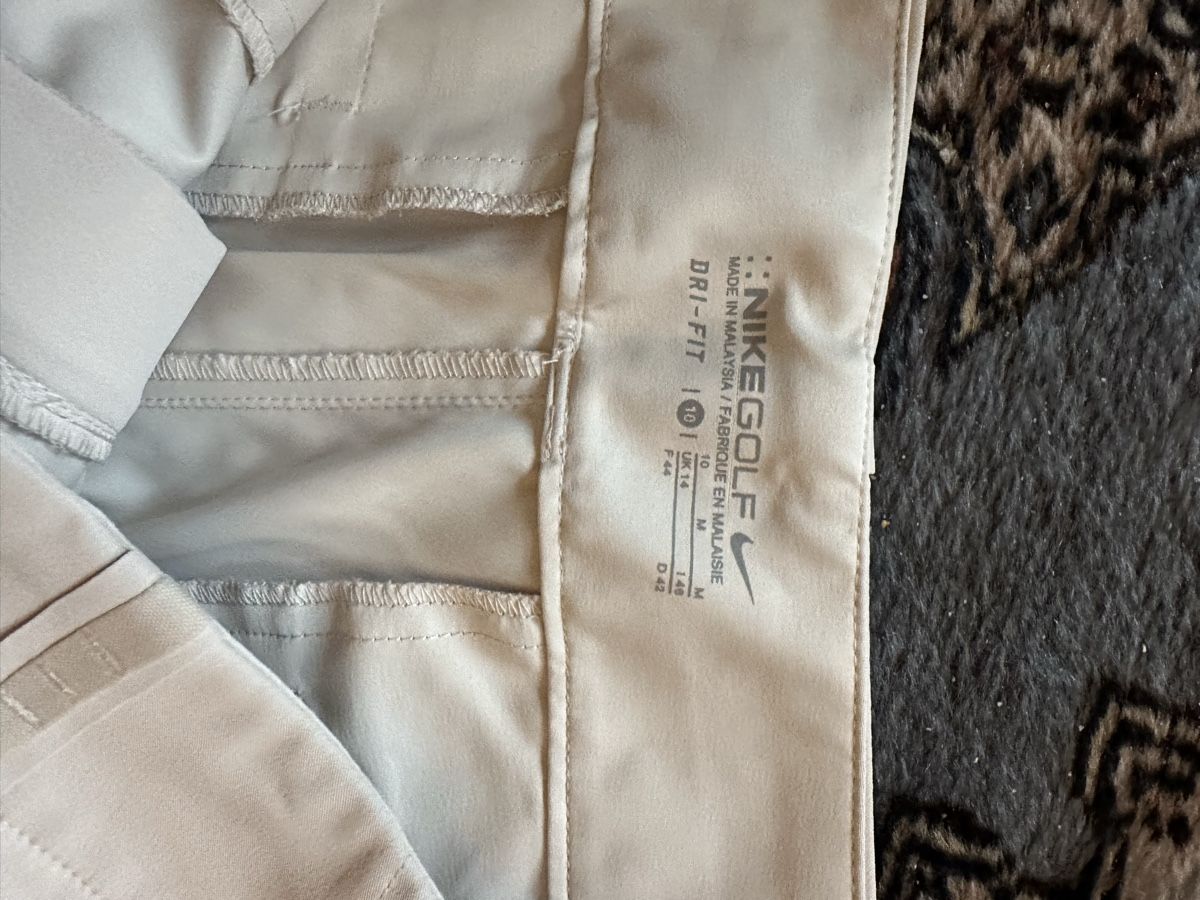 Pantaloni: Nike Golf kutzhose gr m – Usato da Uster venduto da bek_v2ct 2