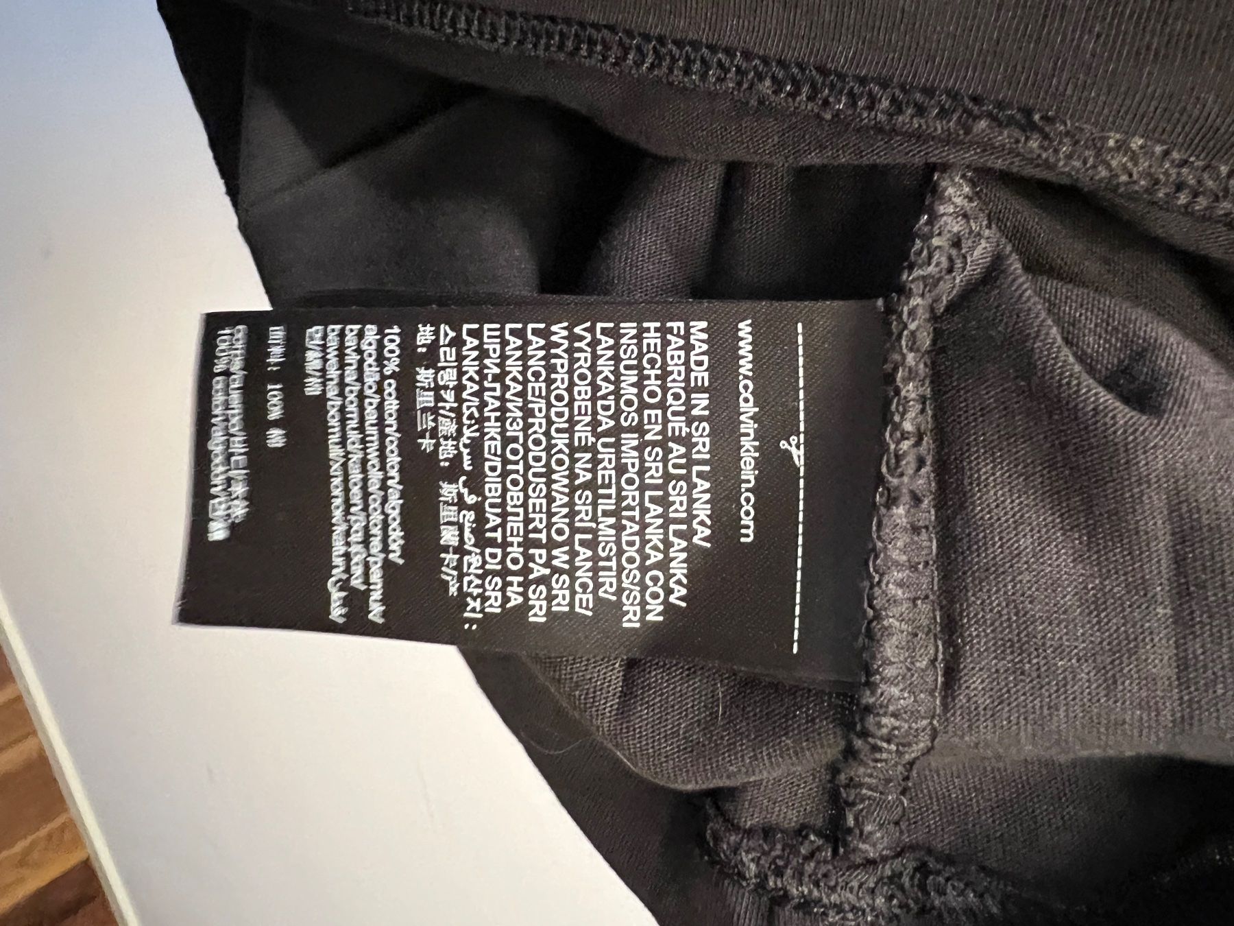 Calvin Klein Hemden, T-Shirts & Polos: Calvin Klein T-Shirt Kinder – Gebraucht aus Schlieren von svenbaettig 2