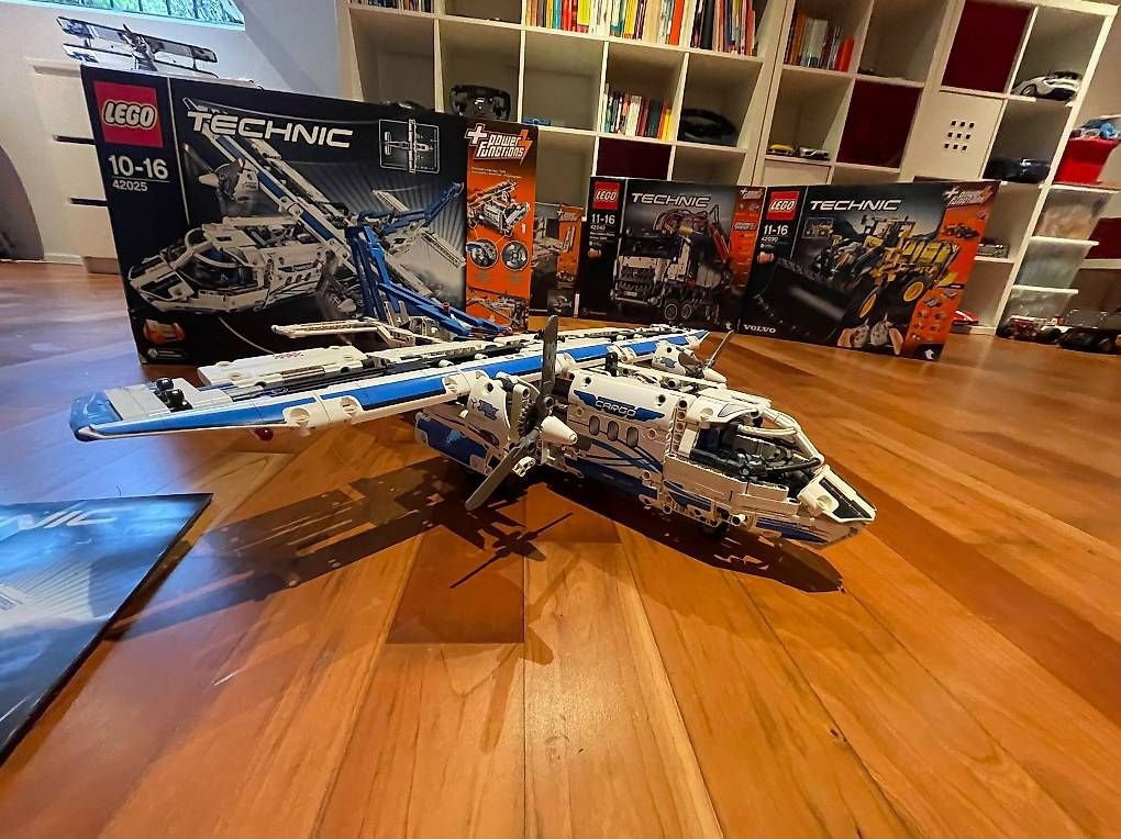 Lego Technic 42025 Flugzeug (Gebraucht) in Buonas für CHF 99 – mit ...