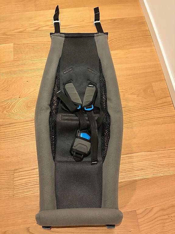 Thule Rimorchi: Thule Babysitz (Thule Chariot Infant Sling) – Usato da Zürich venduto da nil_ph7y 2