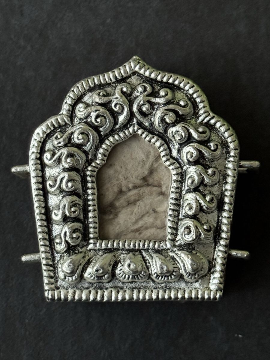 Ciondoli: Tibetisches Ghau-Amulett – Nuovo (secondo la descrizione) da Riehen venduto da mistercho
