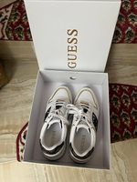 Bellissime scarpe Guess 