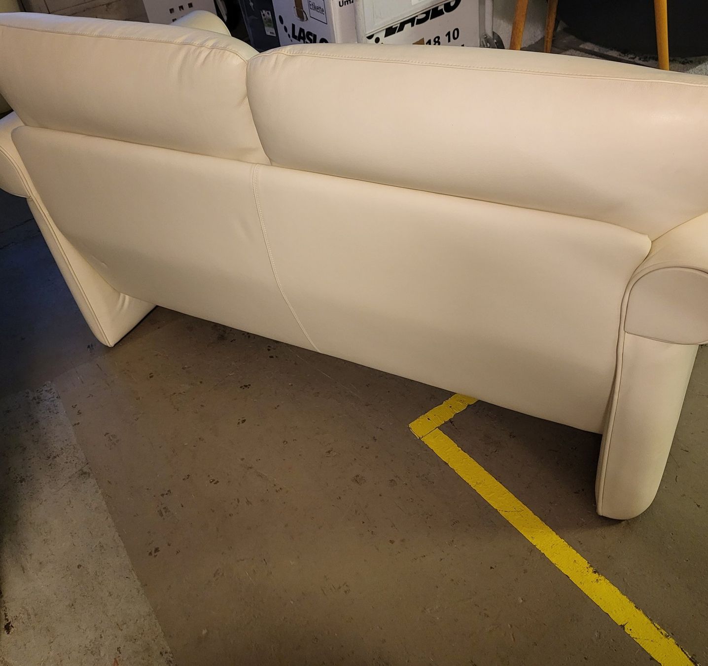Sofas: tolles 2er Sofa neuwertig – Gebraucht aus Kägiswil von Megafi56 2