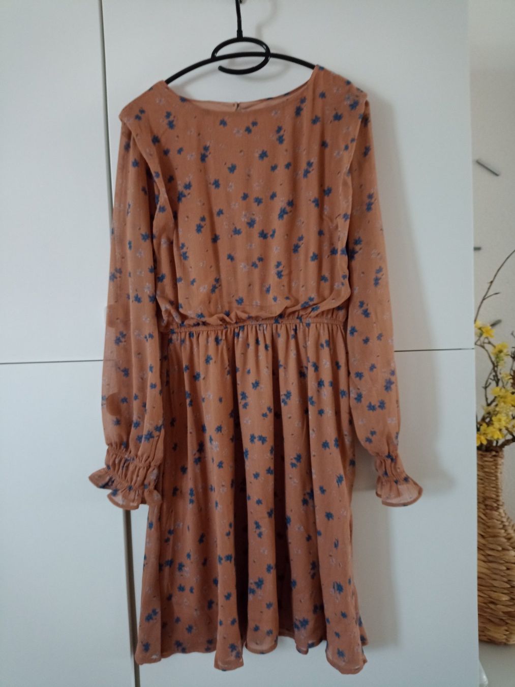 Vestiti: Kleid von Reserved gr.36 – Nuovo (secondo la descrizione) da Winterthur venduto da Husakeva