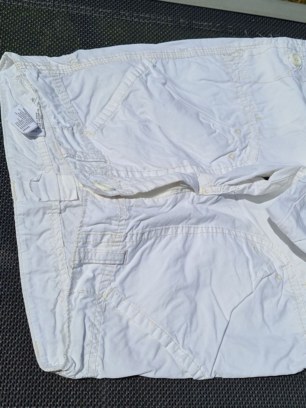 Pantaloni: Weiße Kinder 7/8 Caprihose, GR: 146 – Usato da Amriswil venduto da used2use 2