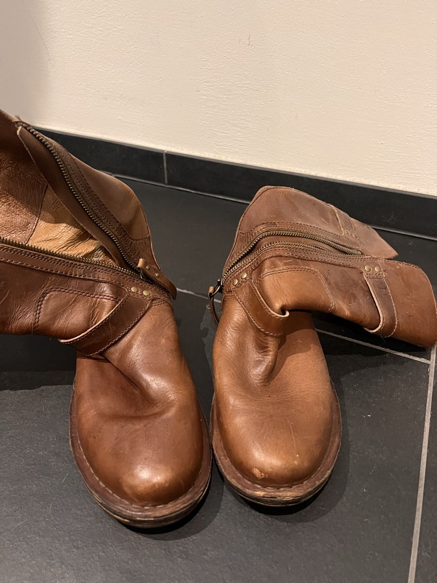 Ugg Scarpe da donna: UGG Stiefel Gr. 38 – Usato da Wolfhausen venduto da Starlake 1