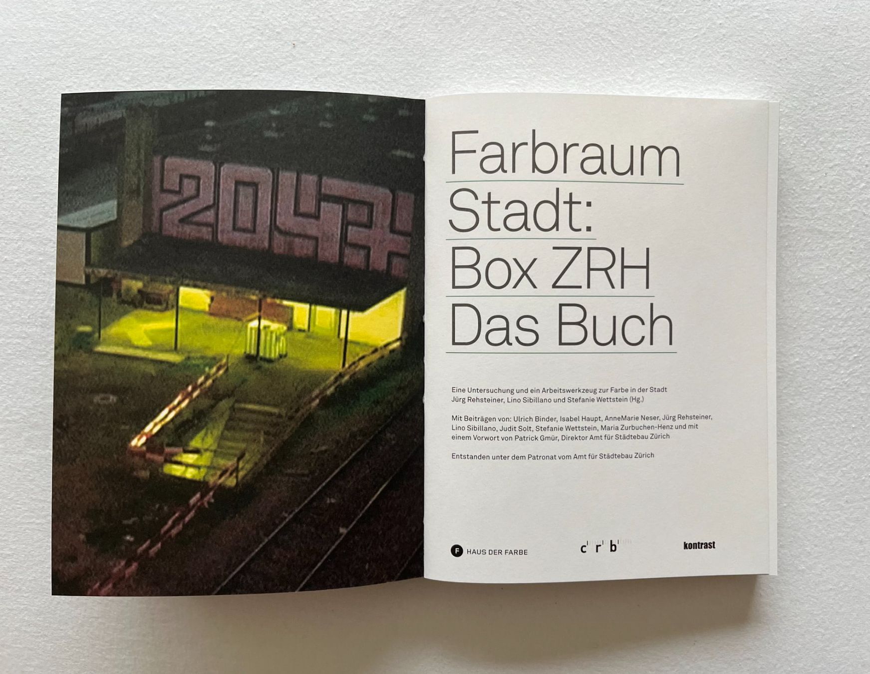 Libri: Farbraum Box mit Epochenfächer Zürich – Nuovo (secondo la descrizione) da Zürich venduto da aneme 5