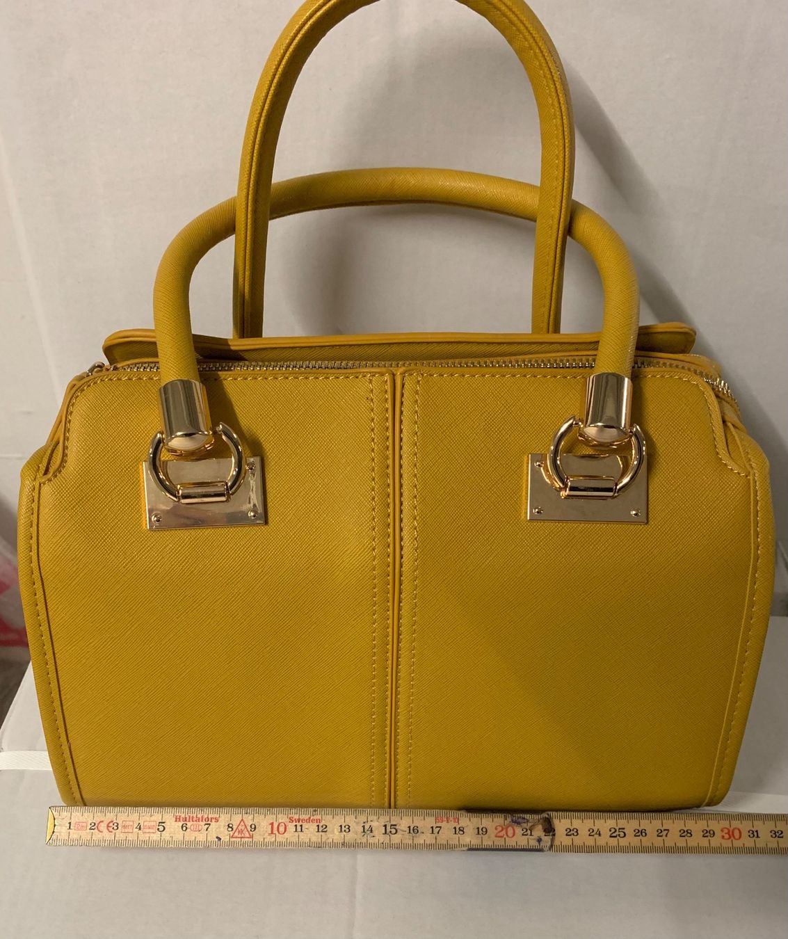 Gabor Taschen für Damen: Gabor Umhängetasche + Manor Handtasche – Neu (gemäss Beschreibung) aus Winkel von .smiths. 5