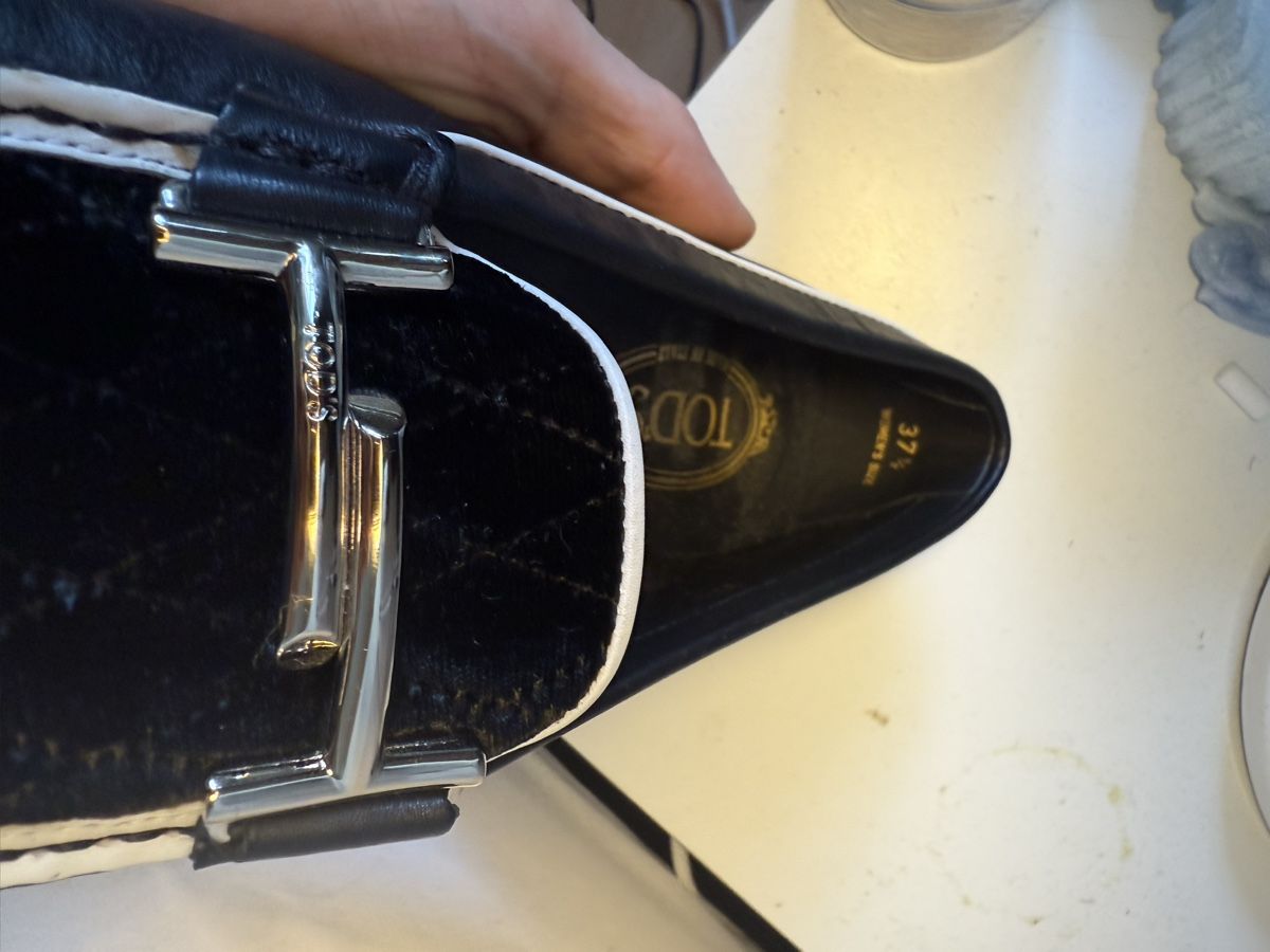 Tod'S Scarpe da donna: TOD'S Mokassins Damen Schwarz Grösse 37.5 Leder mit Tasche – Nuovo (secondo la descrizione) da Winterthur venduto da yan_j9zj 2