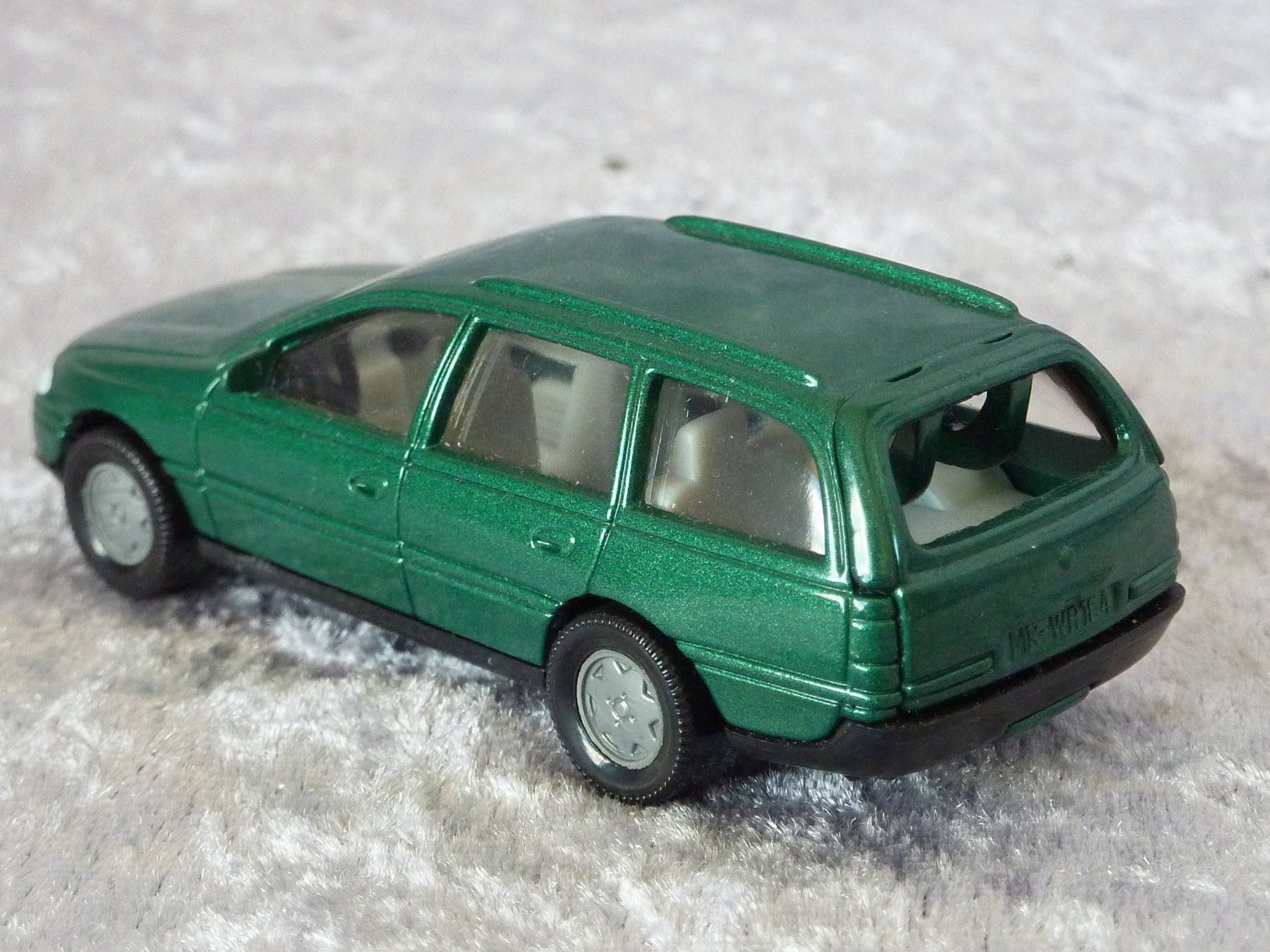 Siku Modellautos: Opel Omega Caravan 2.0 16V Siku – Gebraucht aus Dürrenäsch von Cobra1ch 2