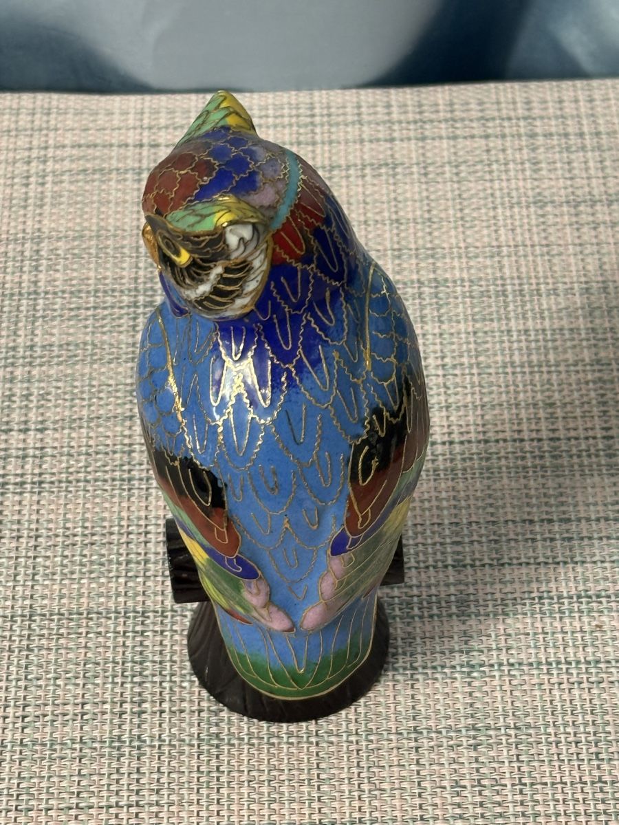 Statuette: Cloisonné Eule auf Holzsockel, China, 17 cm – Usato da Grenchen venduto da swiss.antiques 5