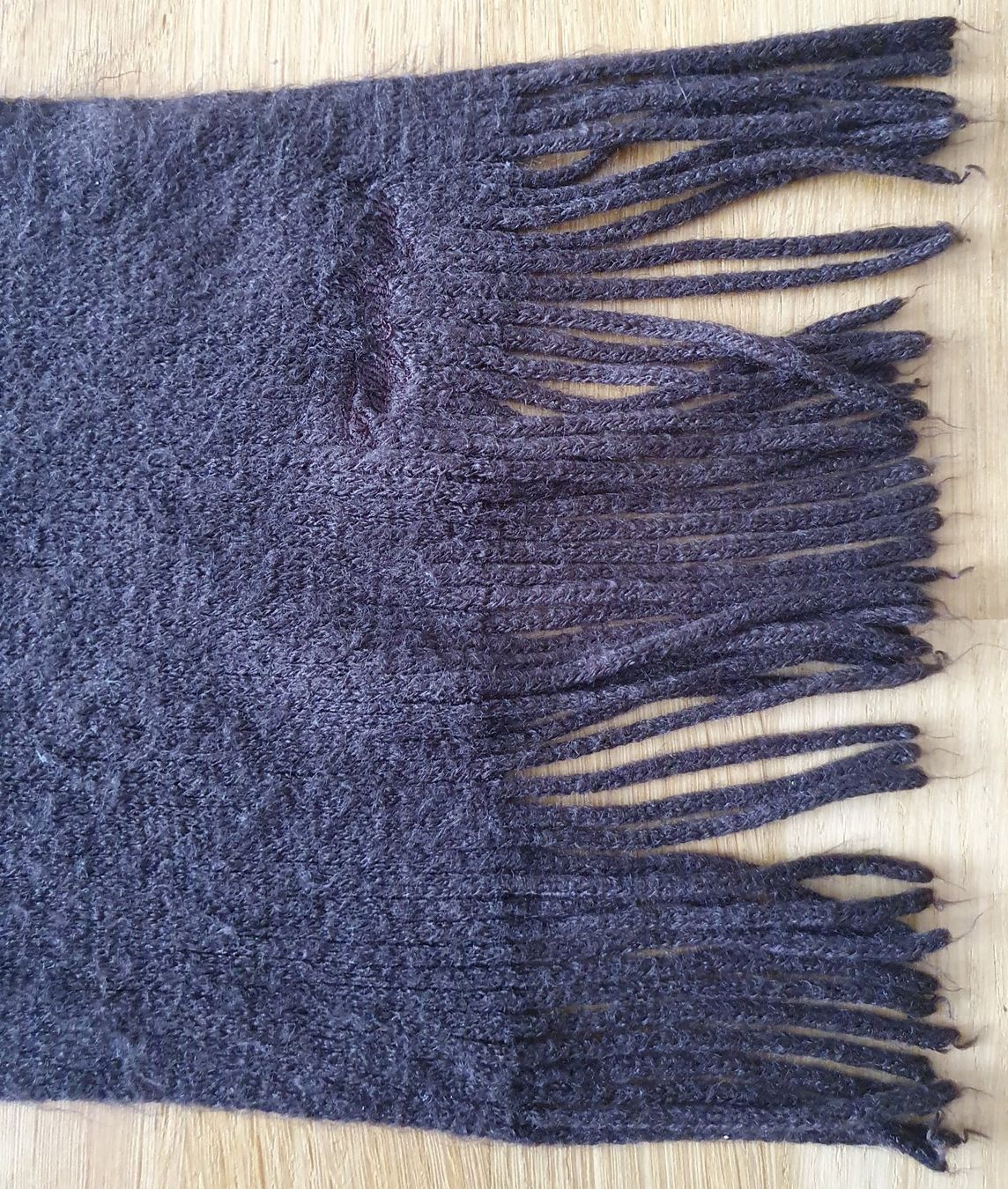 Sonstige Jungenkleidung: Echarpe brune en mailles – Gebraucht aus Court von Jovi2 2
