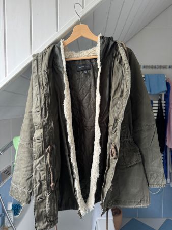 Mango Herbst-/ Winterjacke Größe S mit Innenfutter