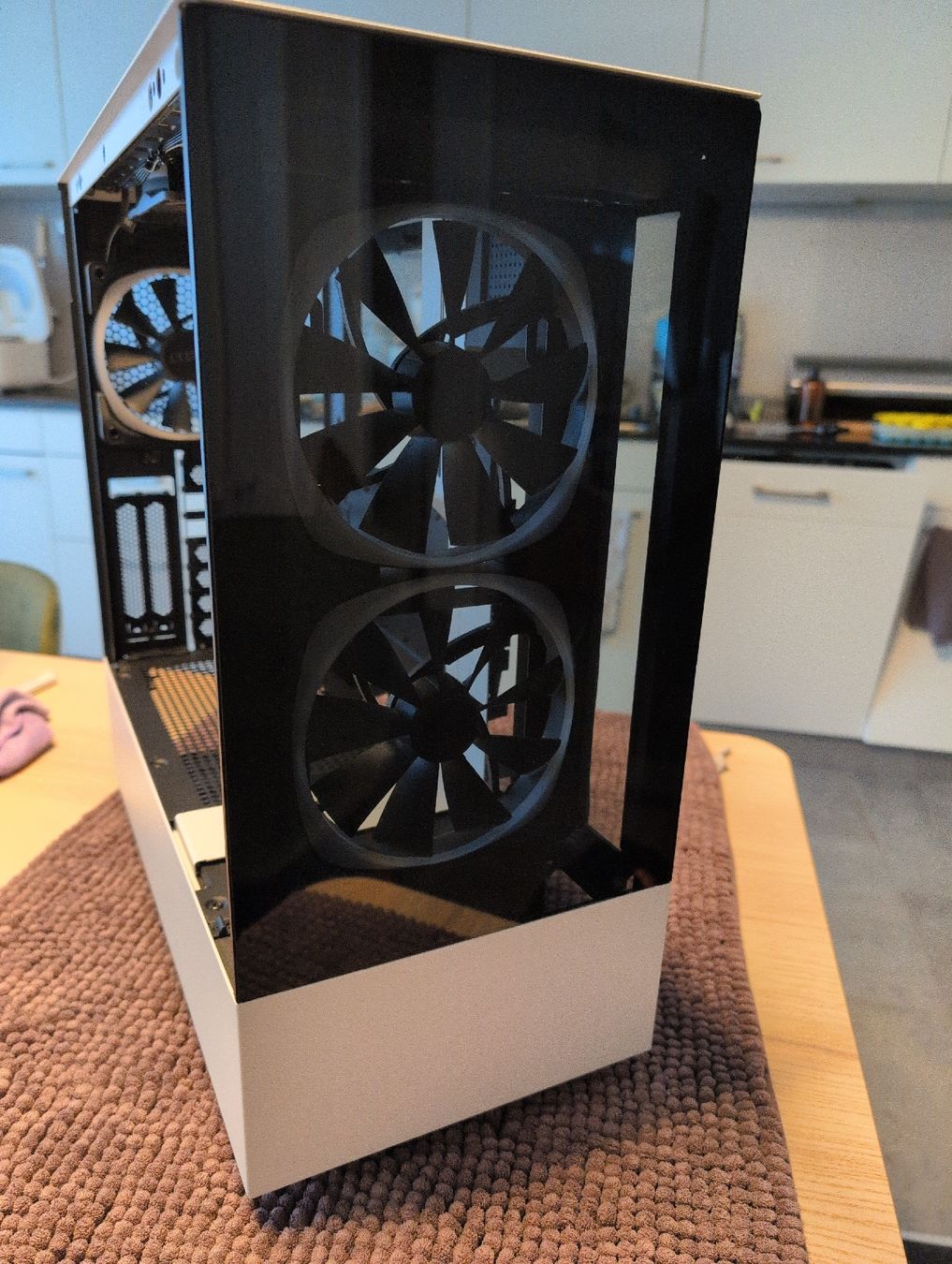NZXT Custodie: NZXT H510 Elite ATX Compact Mid-Tower – Usato da Biel/Bienne venduto da Niwatori 1
