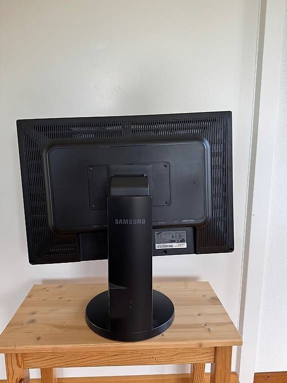 Samsung Monitore: Ecran Samsung – Gebraucht aus St-Légier-Chiésaz von max_cfc2 2