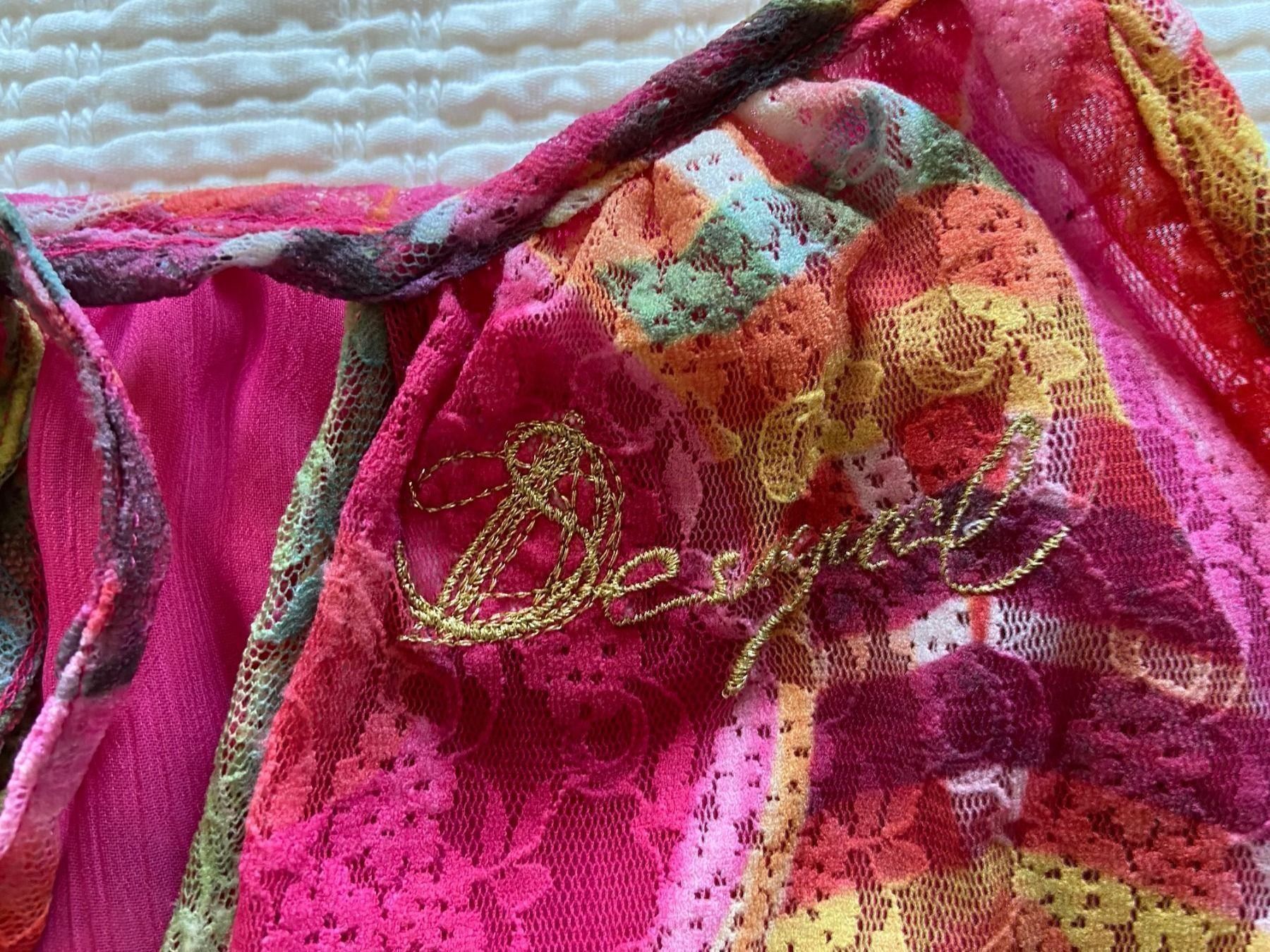 Desigual Top: Top Desigual XS – Usato da Zürich venduto da Maki8 2
