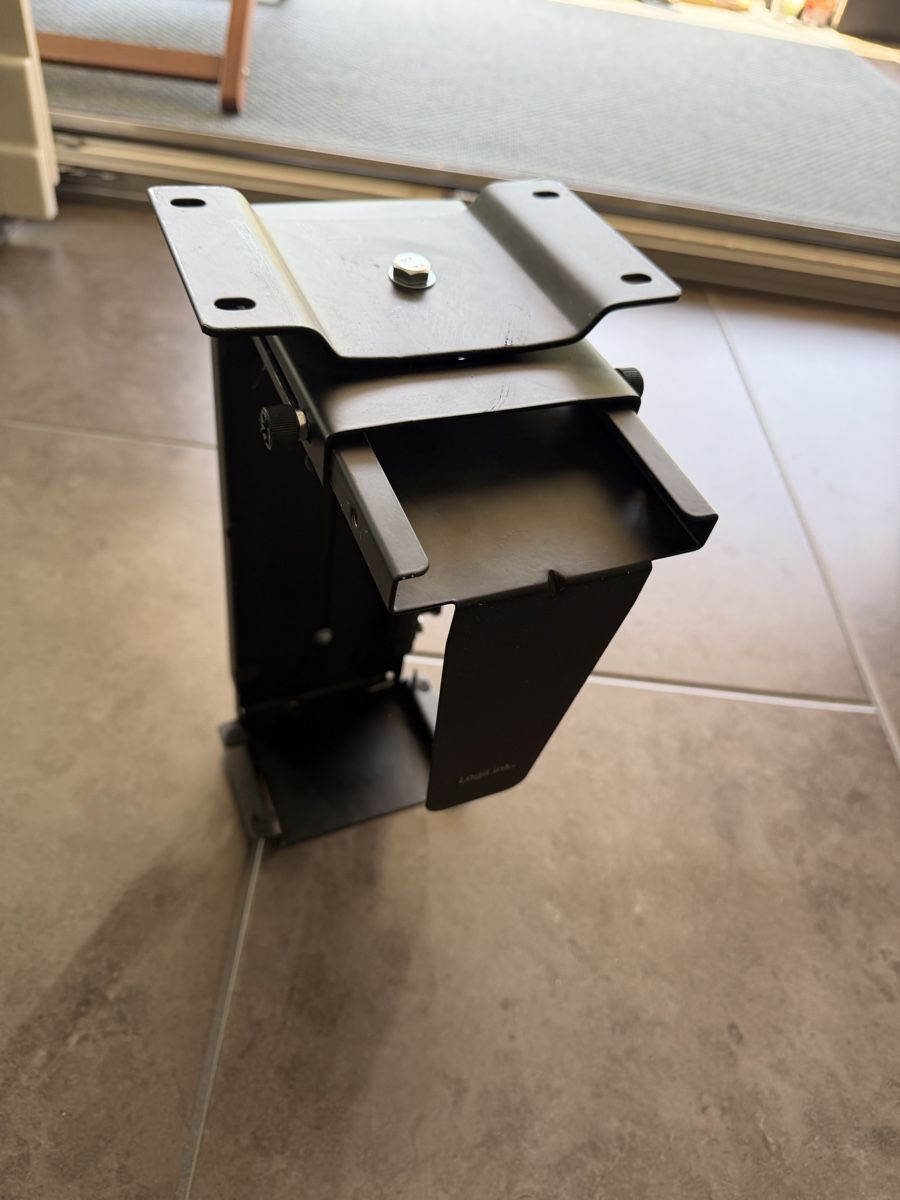 Supporti a parete: LogiLink PC-Halterung – Usato da Gattikon venduto da Sunshine4. 4