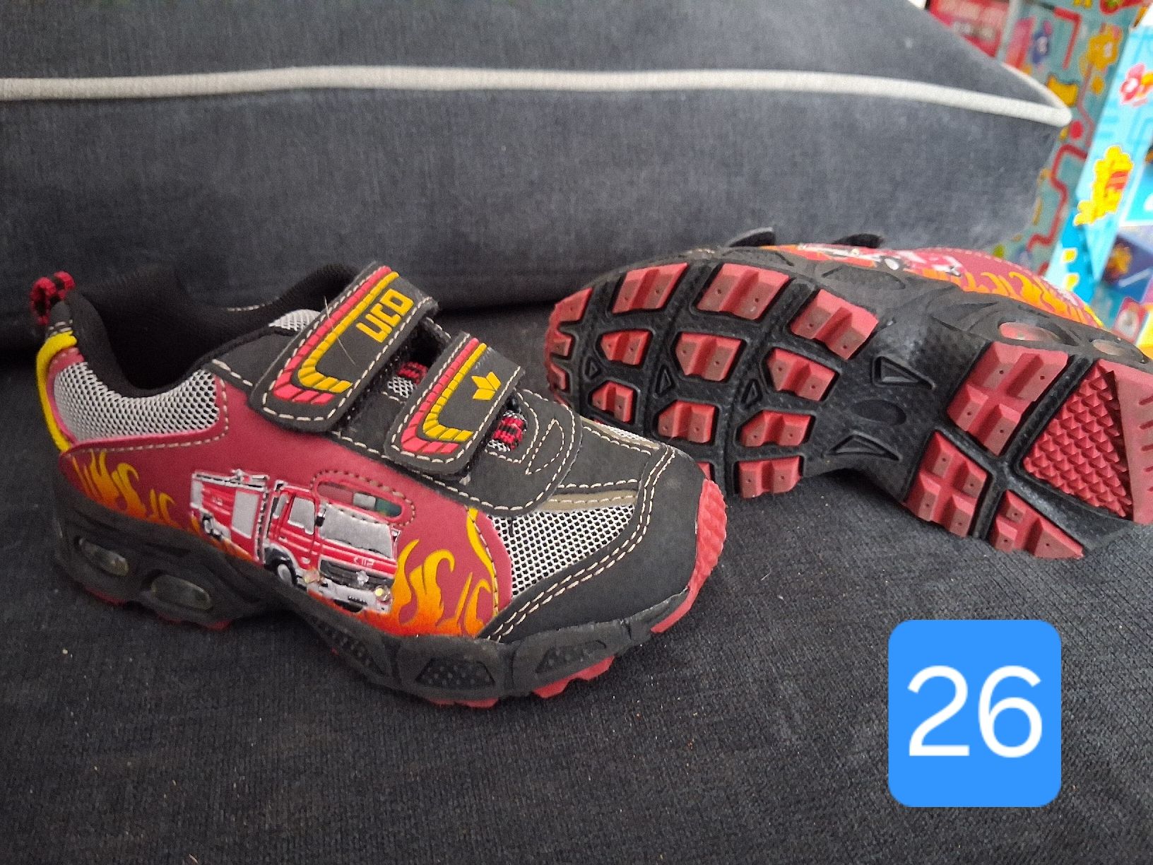 Scarpe per ragazzi: Turnschuh leuchtend 26 – Usato da Visp venduto da SoKu22