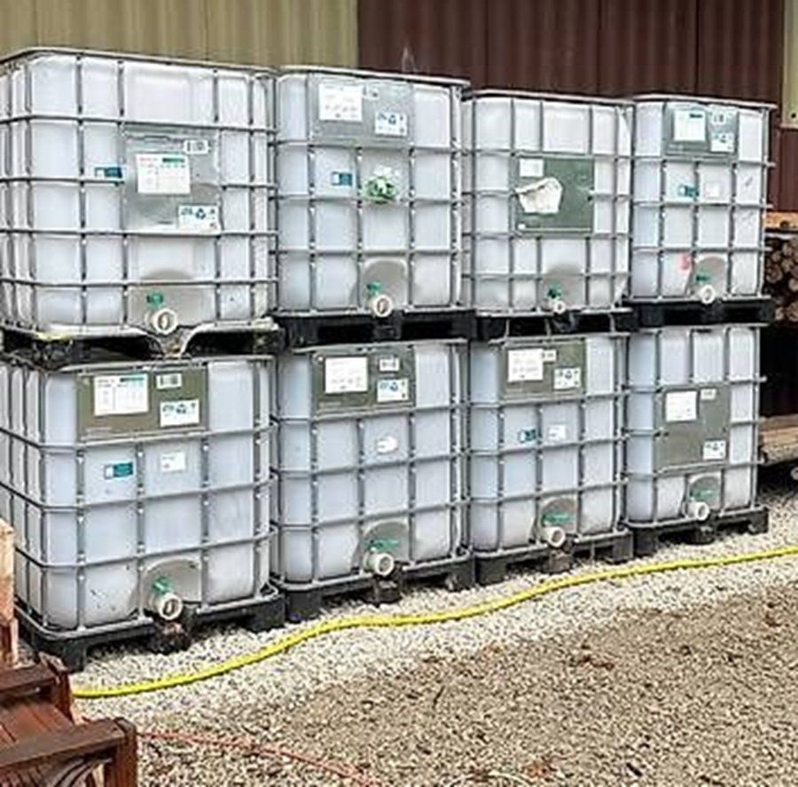 Tränken & Tröge: IBC Wassertank 1000l Wasserbehälter Regenwassertank,  sauber – Gebraucht aus Wettingen von ray_boccia