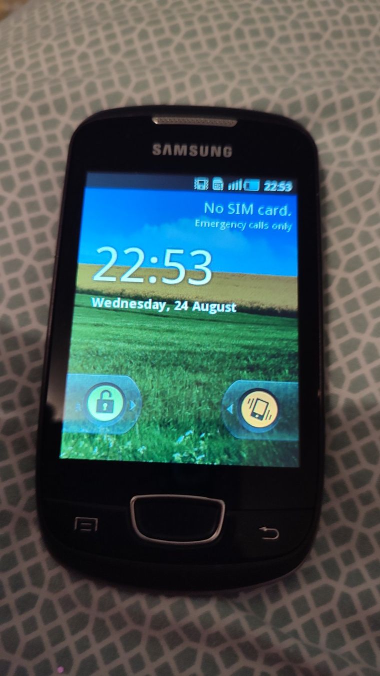 Samsung Handys / Smartphones: Handy Samsung mini  GT-S5570 – Gebraucht aus Bellikon von MellonCollieMitTwint 1