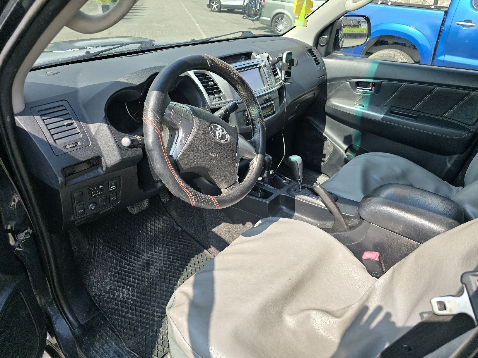 Toyota Veicoli commerciali: toyota hilux 3.0 2014 – Usato da Troistorrents venduto da flo_ydc7 6