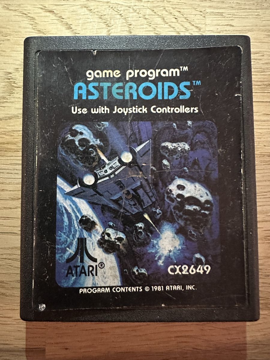 Atari Spiele: Asteroids für Atari 2600 – Gebraucht aus Kestenholz von