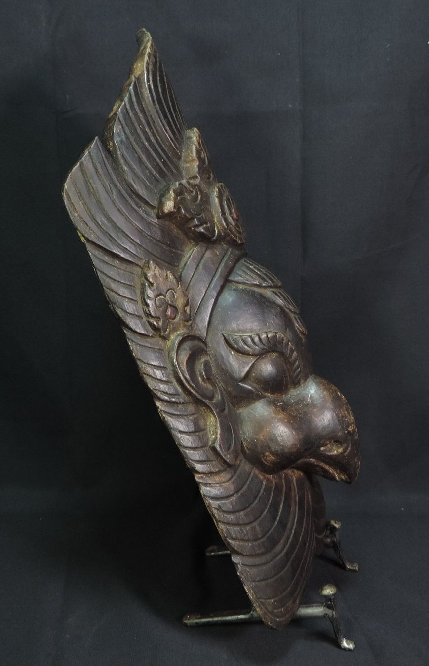 Altro in Antiquarato & Arte: alte Nepal Holzmaske Garuda, Schnitzerei – Usato da Duggingen venduto da roterbambus 2