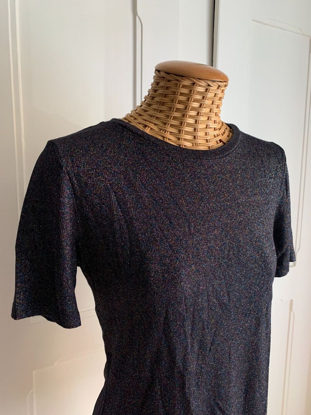 Weekday T-shirt: WEEKDAY - Glitzer T-Shirt S – Usato da Zürich venduto da Diazaio 1
