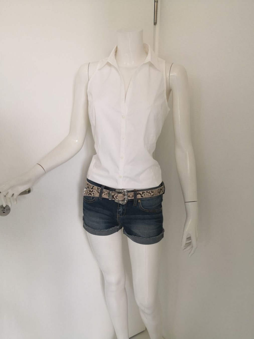 Mango Camicette: 🤩MANGO ÄRMELLOSE BLUSE WEISS & KRAGEN – Nuovo (secondo la descrizione) da Olten venduto da Naja-Twins-Twins 5