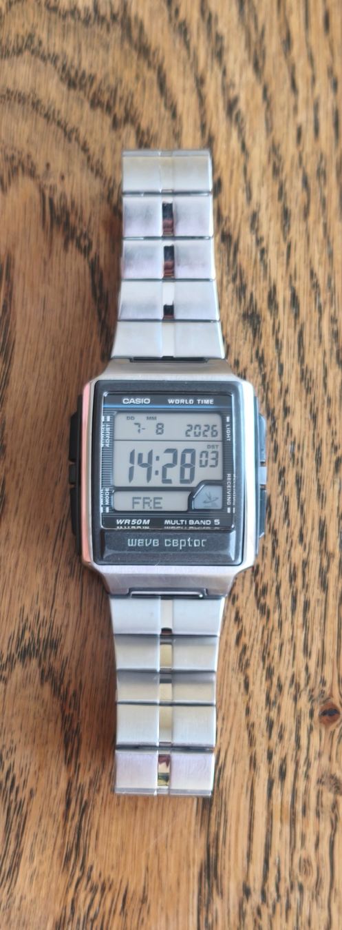 Casio Orologi: Casio WV-59E Wave Ceptor Multi Band 5 mit neuer Batterie – Usato da Aarau venduto da Blingo01 1