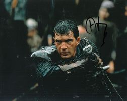 == ACHTUNG == Antonio Banderas - orig. sign. Grossfoto !