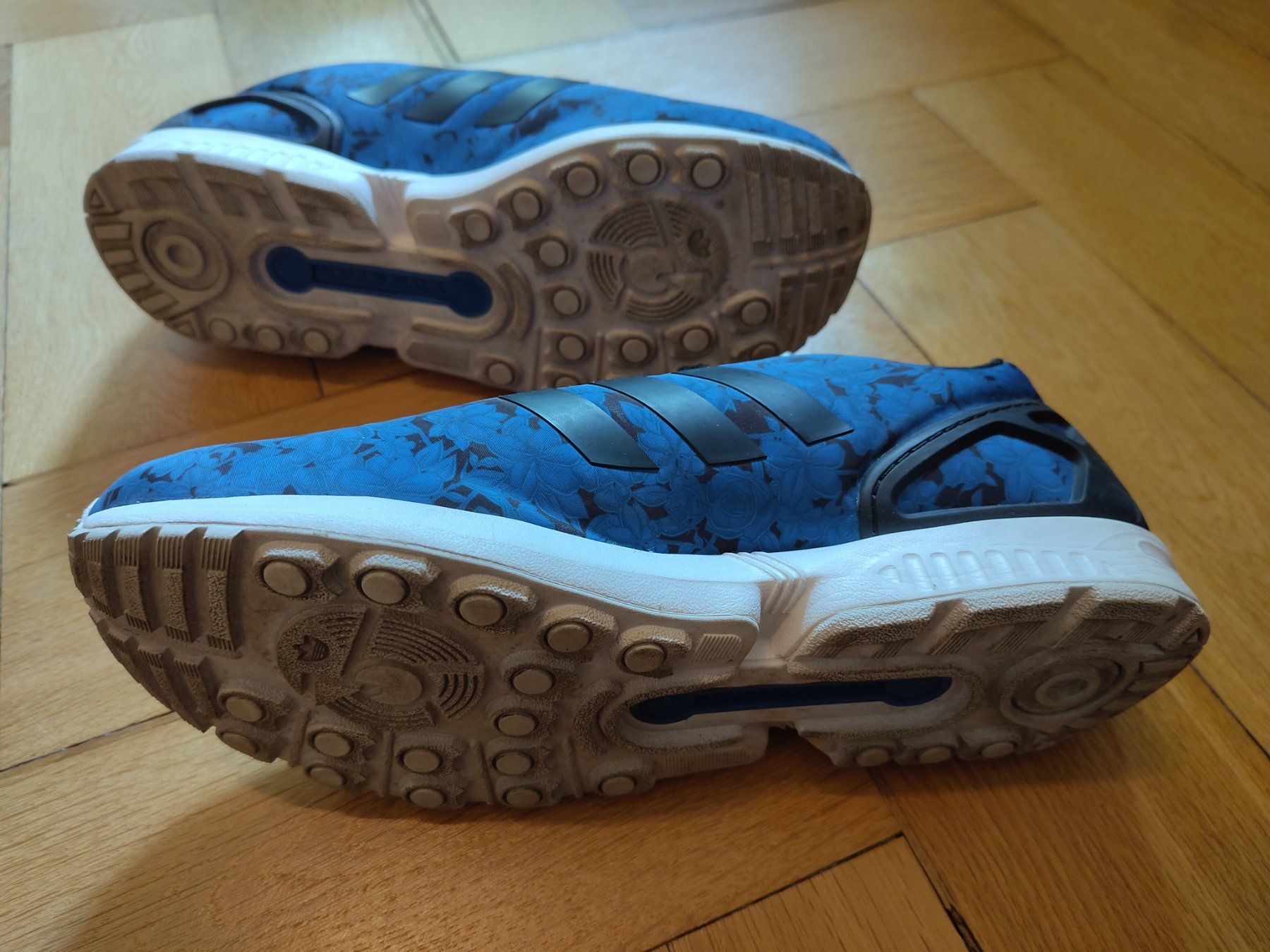 Adidas Chaussures hommes: Sneakers – D'occasion à Bern par Linii 7
