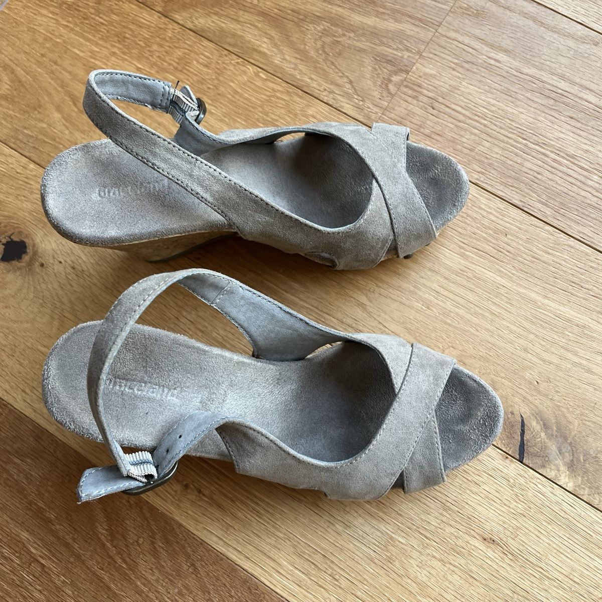 Damenschuhe: Schuhe Gr.36 – Gebraucht aus Stäfa von Exclusive0