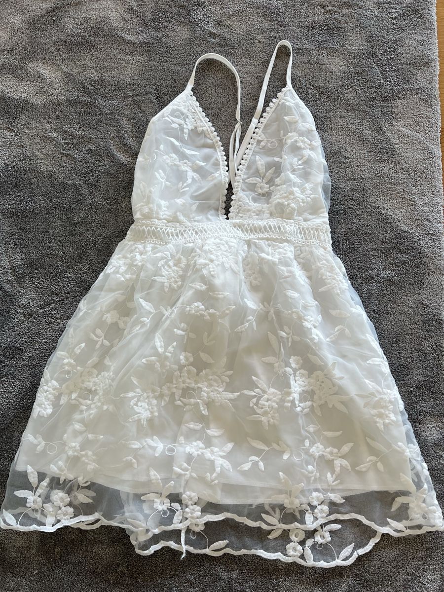 Vestiti: Weisses Sommerkleid – Nuovo e nell'imballaggio originale da St.Gallen venduto da Shopaholic5