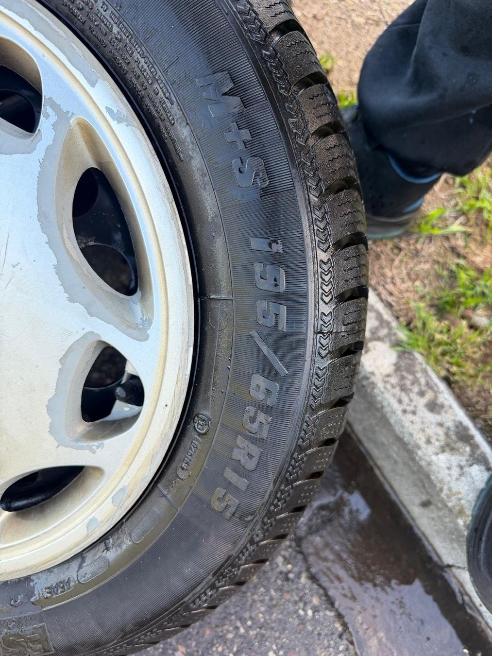 Pneumatici & Ruote complete: Bmw  winterräder – Usato da Fischbach-Göslikon venduto da Emanuel.Bardhi 4