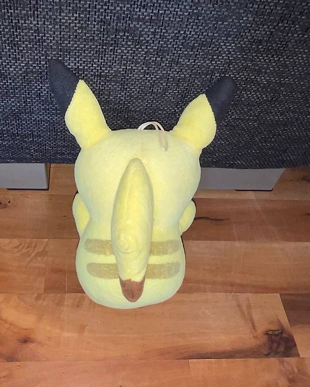 Giocattoli: Pikachu Plüschtier – Usato da Ellikon a d Thur venduto da sar_l8sf 1